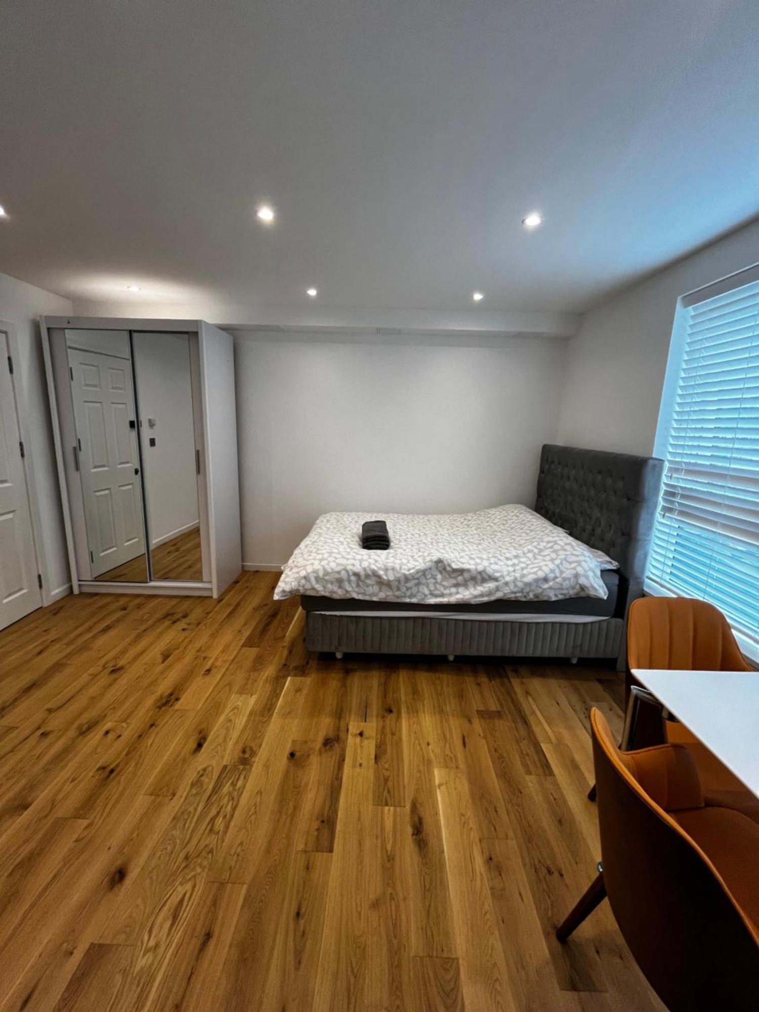 Keysan House 1 * Лондон